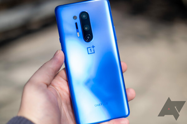 Обзор OnePlus 8 Pro: когда убийца флагманов стал флагманом