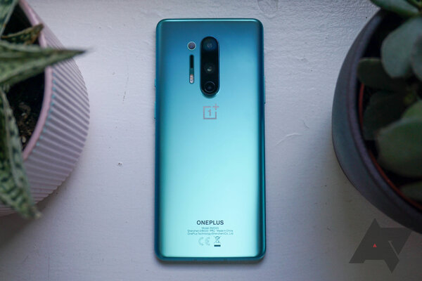 Обзор OnePlus 8 Pro: когда убийца флагманов стал флагманом