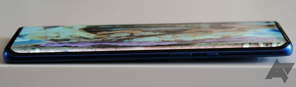 Обзор OnePlus 8 Pro: когда убийца флагманов стал флагманом