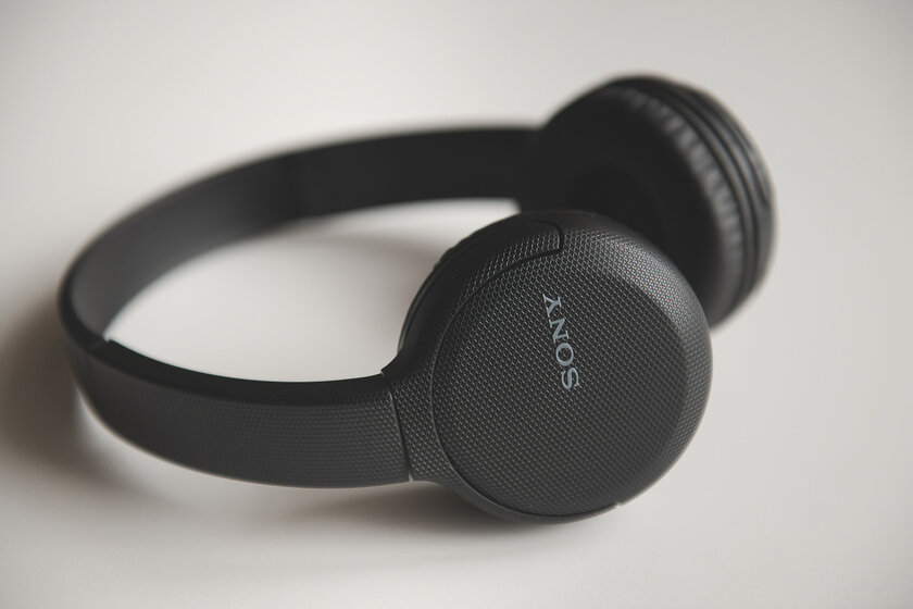 Обзор наушников Sony WH-CH510: музыка или подкасты?