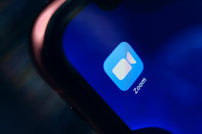 Правительство России не планирует запрещать Zoom