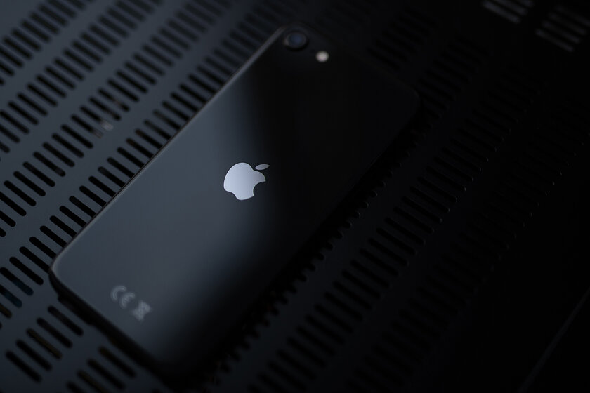 Обзор iPhone SE (2020): отличное предложение — Дизайн iPhone с 2014 по 2017 годы. 16