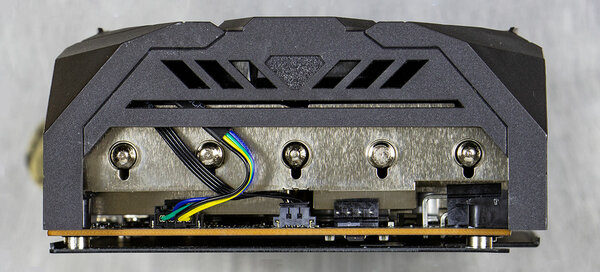 «Красный» для всех: обзор ASUS ROG Strix AMD Radeon RX 5500 XT OC
