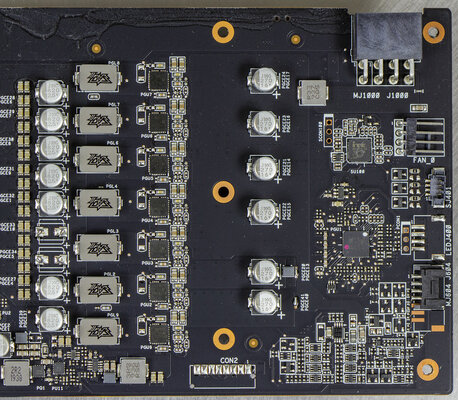 «Красный» для всех: обзор ASUS ROG Strix AMD Radeon RX 5500 XT OC