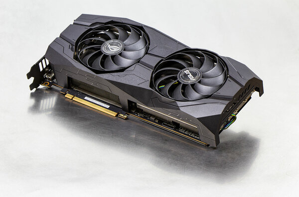 «Красный» для всех: обзор ASUS ROG Strix AMD Radeon RX 5500 XT OC