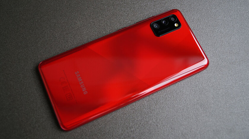 Тест смартфона Samsung Galaxy A41: приятный снаружи и удобный внутри