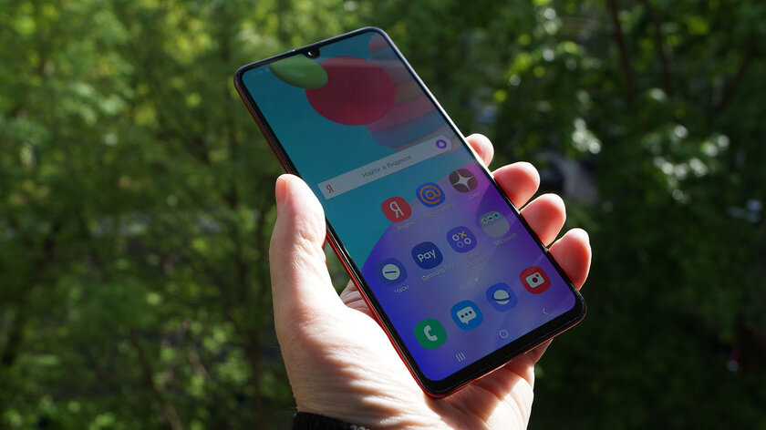 Тест смартфона Samsung Galaxy A41: приятный снаружи и удобный внутри