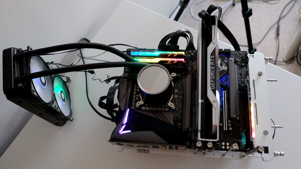 Детальный тест процессоров Core i9-10900K и i5-10600K. Как они против конкурентов AMD