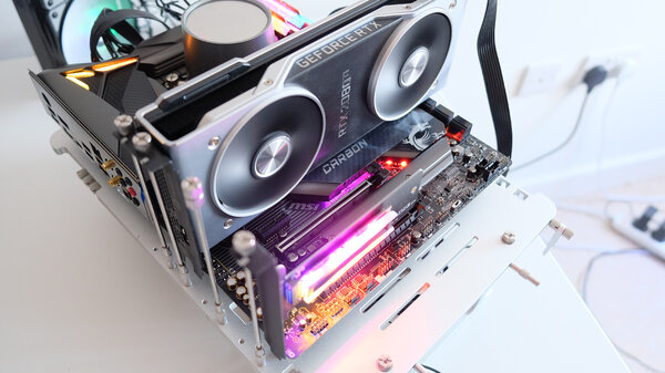 Детальный тест процессоров Core i9-10900K и i5-10600K. Как они против конкурентов AMD