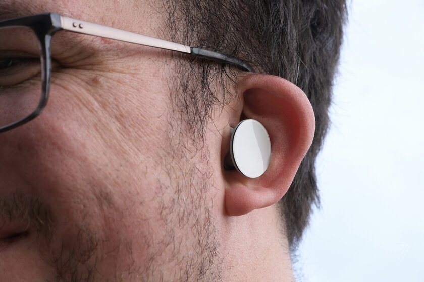 Обзор Microsoft Surface Buds: странные таблетки или революция в мире TWS-наушников?