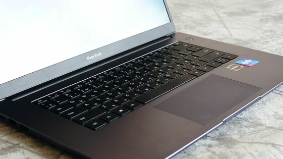 Обзор HONOR MagicBook 15: элегантный красавчик с хорошим оснащением