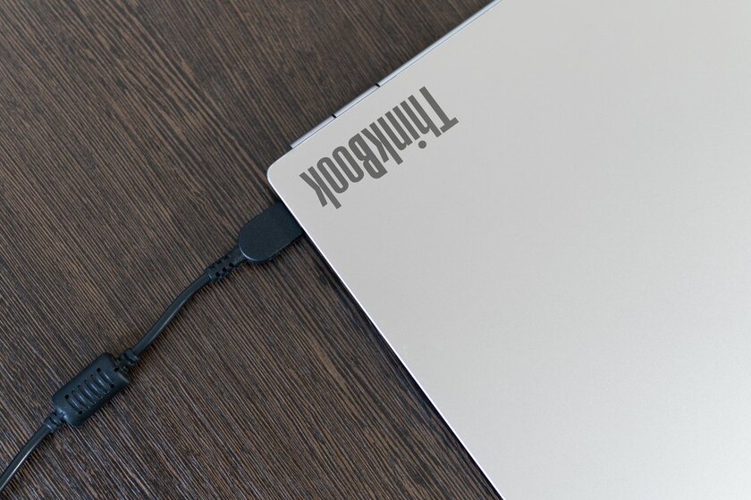 Обзор Lenovo ThinkBook 13s: меж двух огней