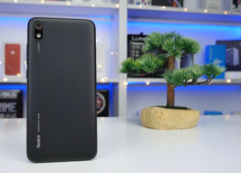 Какой компактный смартфон выбрать в 2020 году: лучшие модели и дешёвые варианты