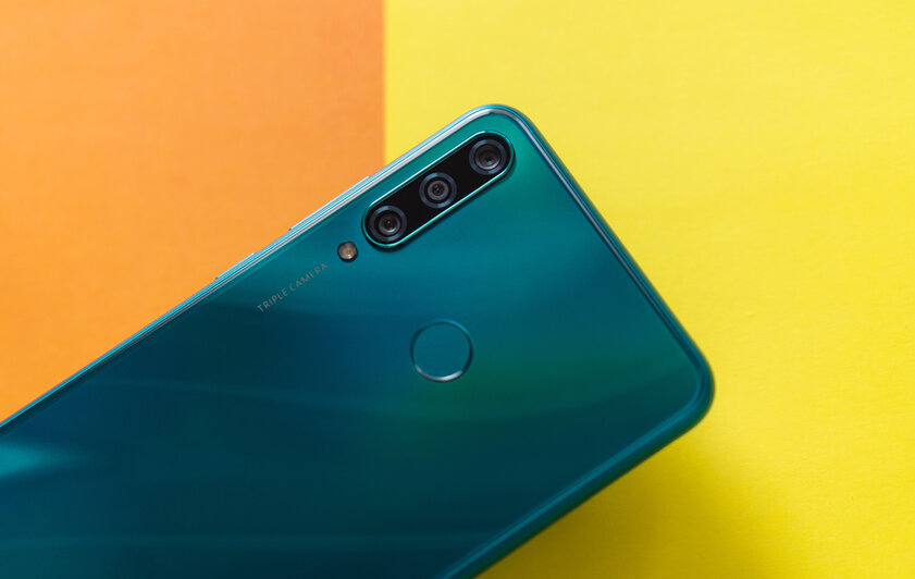 Обзор Huawei Y6p и Y8p: ярко, но скучно