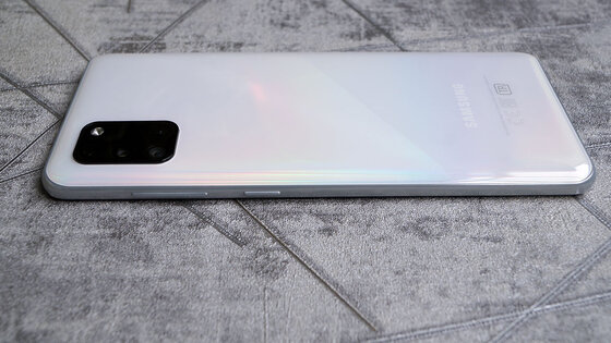 Обзор смартфона Samsung Galaxy A31: отличник в среднебюджетном классе — Впечатления от дизайна и материалов. 3