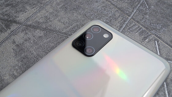 Обзор смартфона Samsung Galaxy A31: отличник в среднебюджетном классе — Впечатления от дизайна и материалов. 6