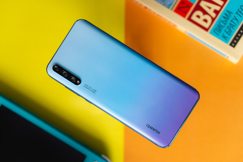 Обзор Huawei Y6p и Y8p: ярко, но скучно