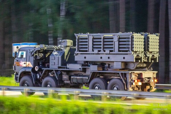На параде Победы покажут новейшие боевые машины дистанционного минирования
