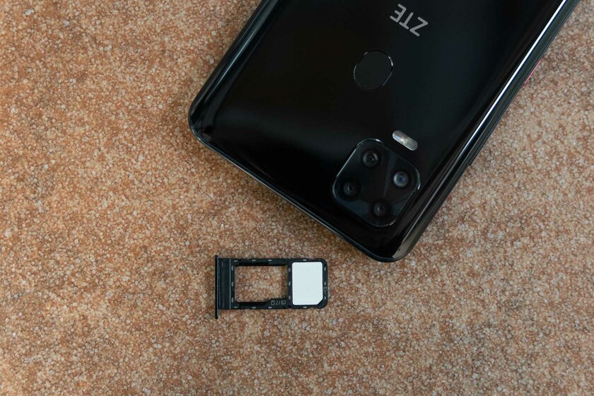 Обзор ZTE Blade V2020: средний класс в глянце