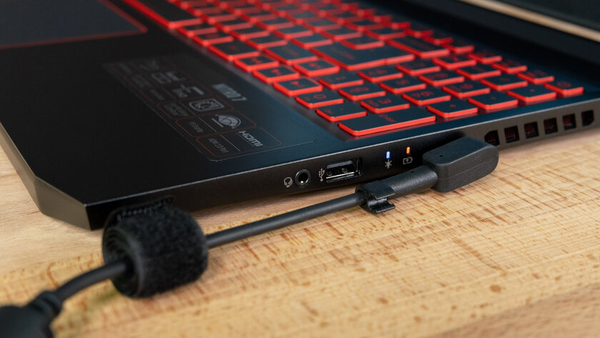 Обзор Acer Nitro 7: серьезный гейминг может быть мобильным