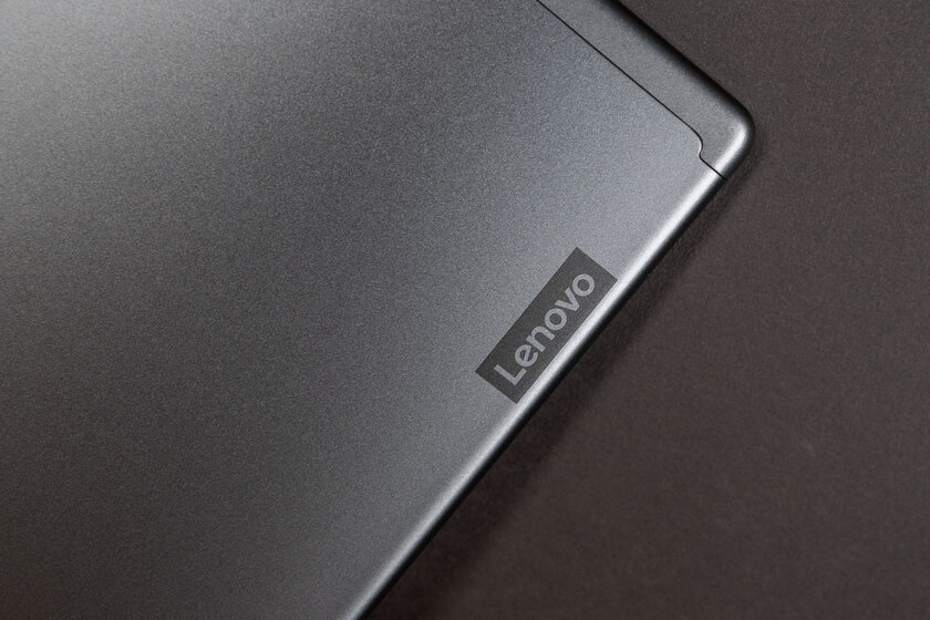 Обзор Lenovo M10 FHD Plus: большой экран для развлечений