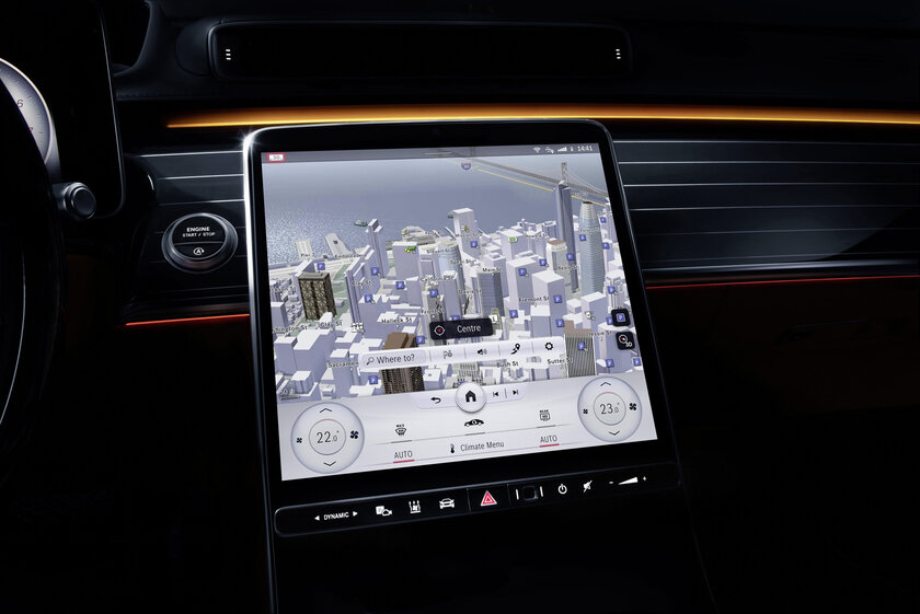 Новые модели Mercedes S-класса, оснащенные 3D-дисплеями, будут поддерживать AR