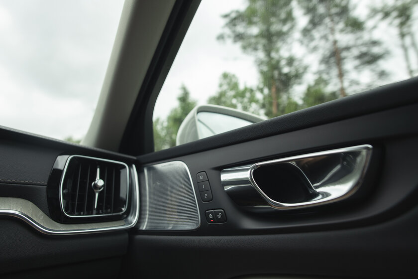 Тест-драйв Volvo V60 Cross Country '19. Встреча с единорогом