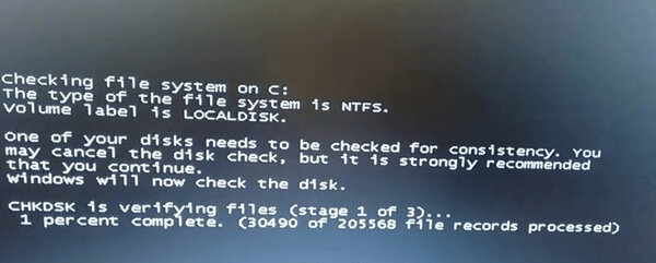 При запуске Windows 7 появляется ошибка Checking file system on C: что это и что делать