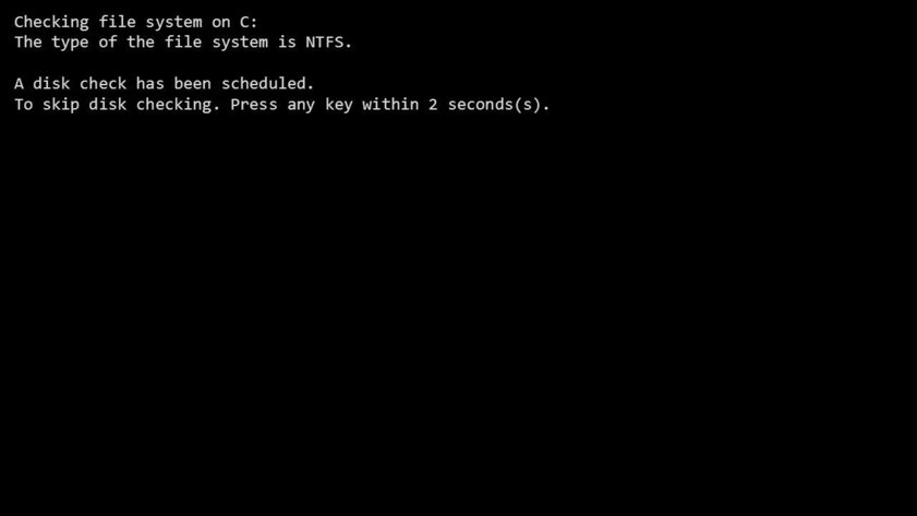 При запуске Windows 7 появляется ошибка Checking file system on C: что это и что делать
