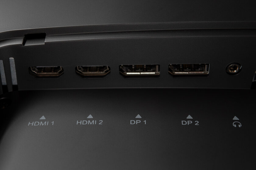 Тестирование Xiaomi Mi Curved Gaming Monitor 34: изогнутый экран, 144 Гц и строгий дизайн