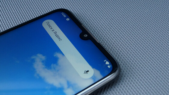 Обзор смартфона Philips Xenium S566: рабочая лошадка с хорошей автономностью