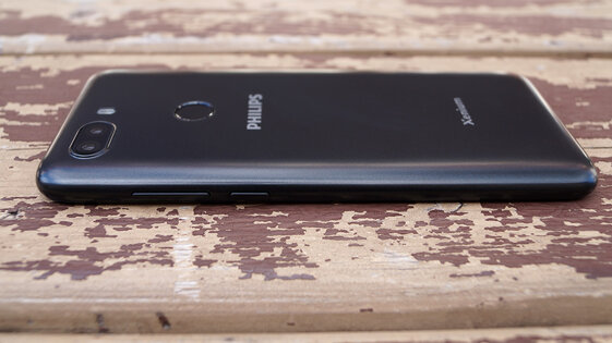 Обзор смартфона Philips Xenium S266: оптимум для повседневных задач
