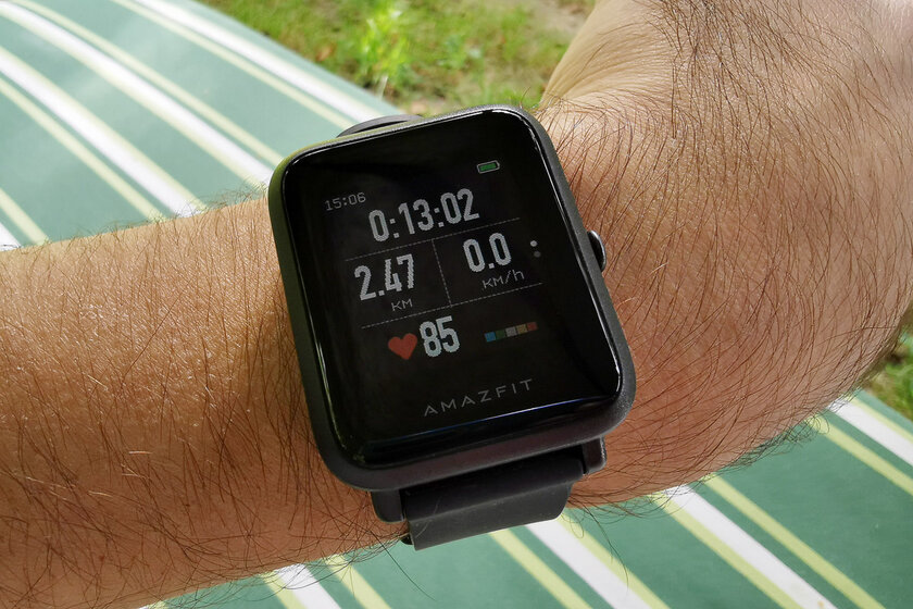 Обзор умных часов Amazfit Bip S Lite. 30 дней на одной зарядке?