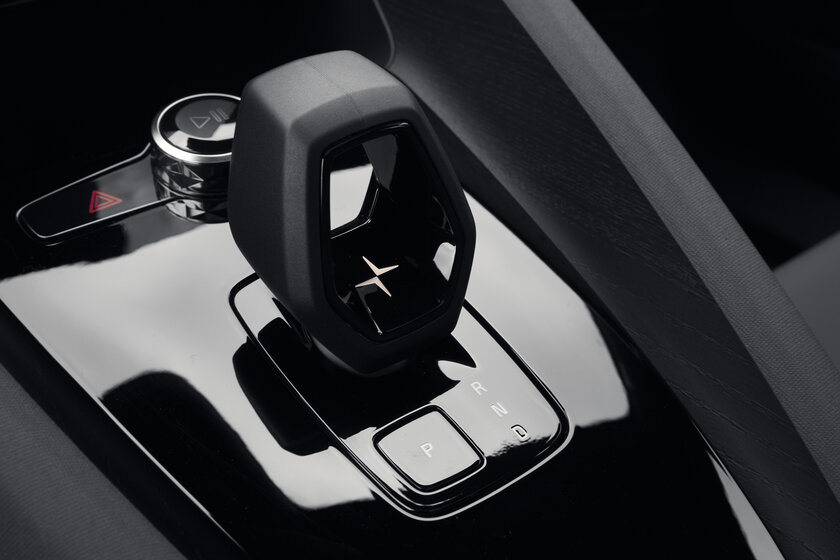 Выезд в город на Polestar 2 — первом автомобиле под управлением Android Automotive