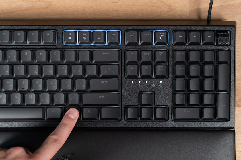 Обзор Razer Ornata V2: гибридные переключатели с тактильной отдачей