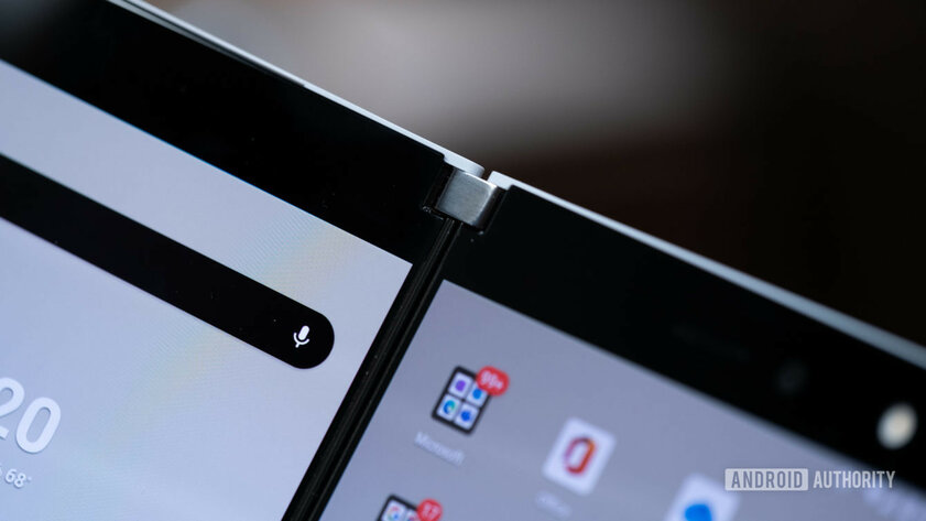 Обзор Microsoft Surface Duo в реальной жизни: совсем не похожий на другие