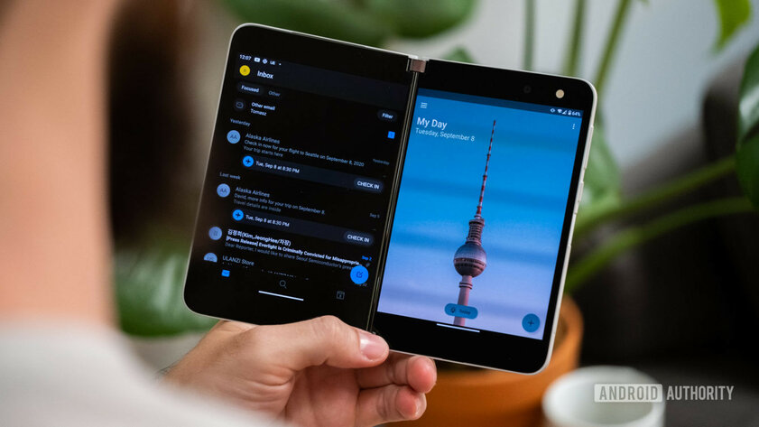 Обзор Microsoft Surface Duo в реальной жизни: совсем не похожий на другие