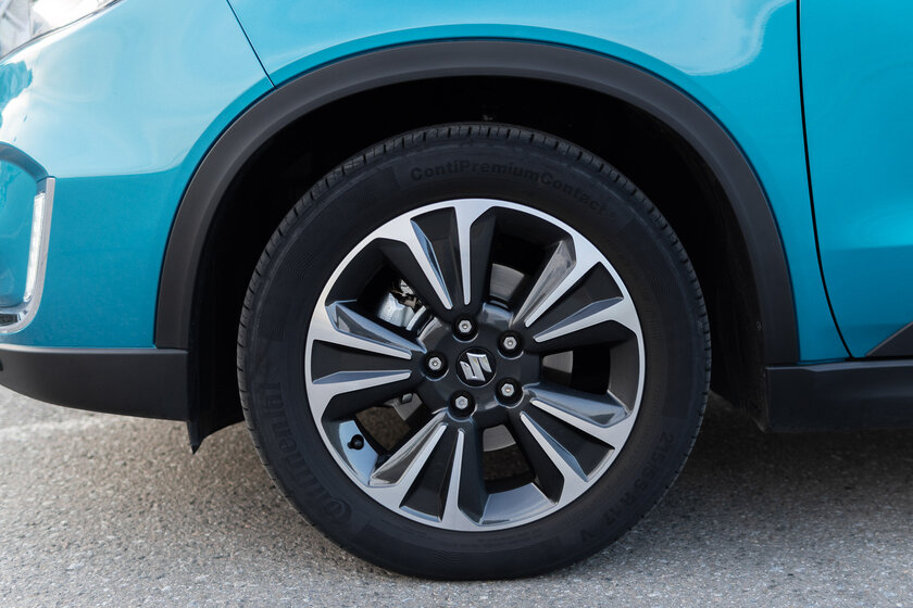 Тест-драйв Suzuki Vitara '20: отзывчивый мотор и узнаваемость на дороге