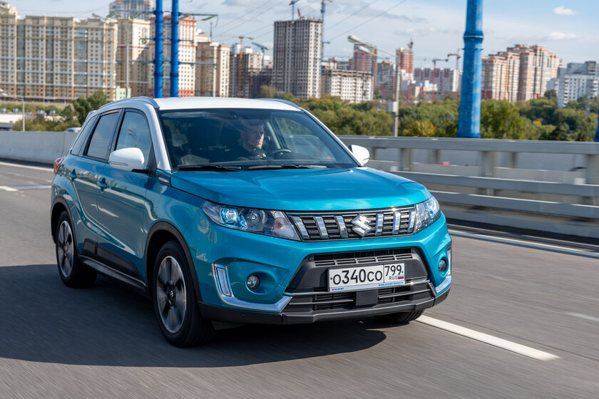 Тест-драйв Suzuki Vitara '20: отзывчивый мотор и узнаваемость на дороге