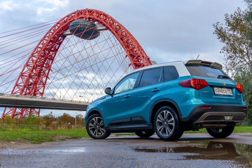 Тест-драйв Suzuki Vitara '20: отзывчивый мотор и узнаваемость на дороге