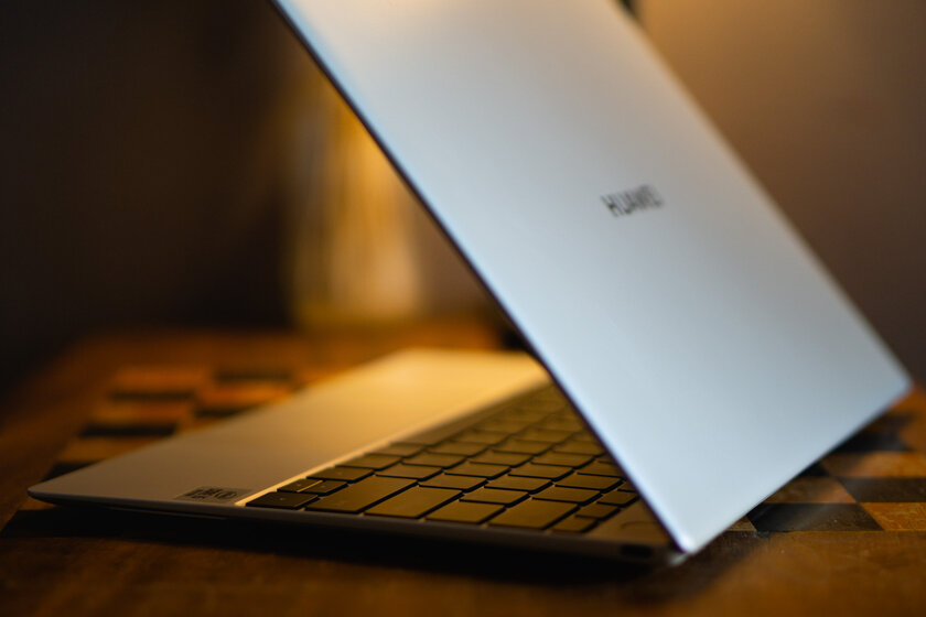 На что способен самый тонкий ноутбук Huawei? Обзор обновлённого MateBook X