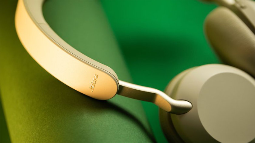 Обзор Jabra Elite 45h: низкая цена, 50 часов без подзарядки и почти без недостатков
