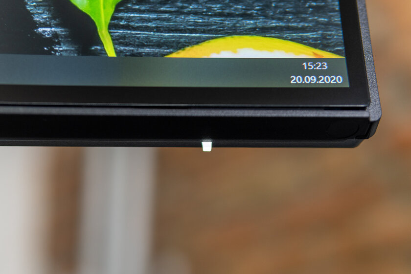 Обзор AOC U32U1: профессиональный IPS, вертикальный режим и отличная сборка