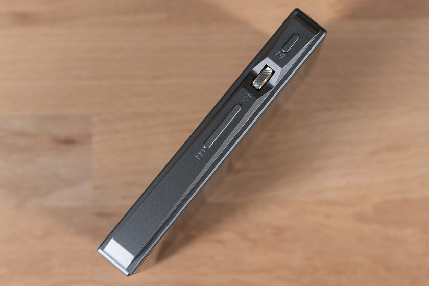 Обзор Hi-Fi-плеера FiiO X5S и наушников FiiO F9 Pro: комплект для настоящих меломанов