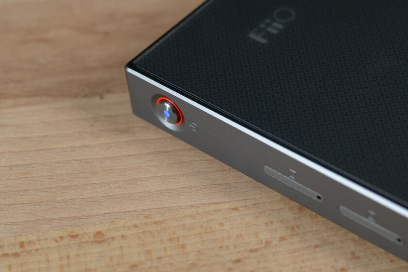 Обзор Hi-Fi-плеера FiiO X5S и наушников FiiO F9 Pro: комплект для настоящих меломанов