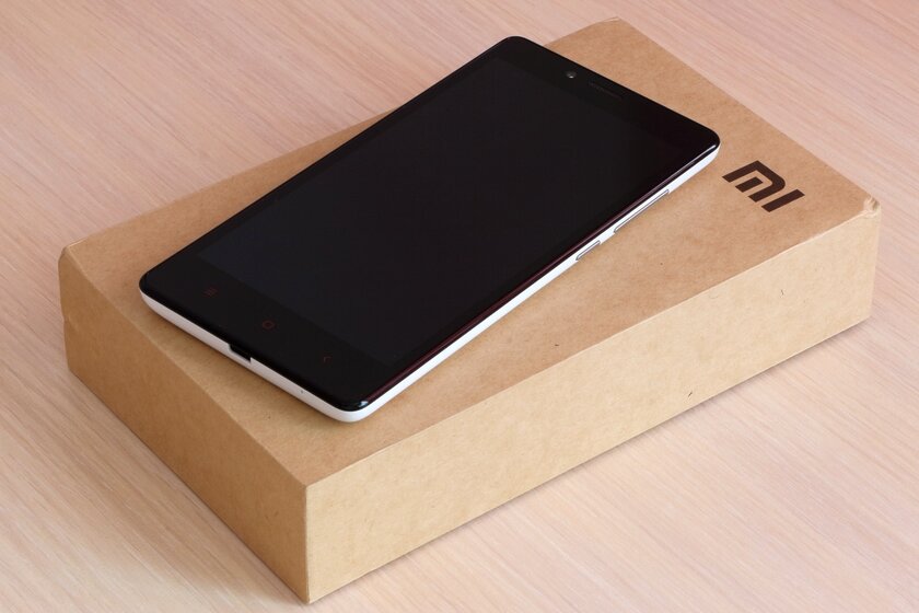 История серии Xiaomi Redmi: от смелого эксперимента до народного бестселлера