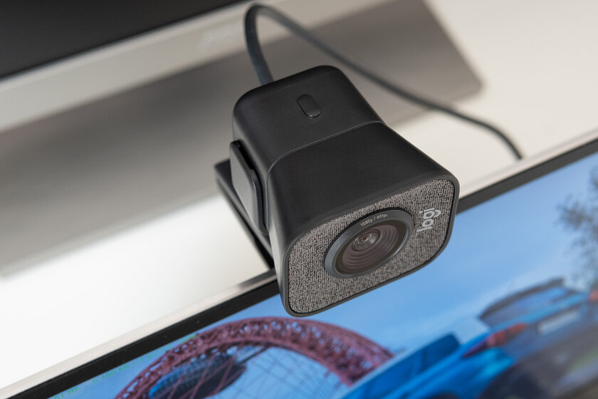 Обзор Logitech StreamCam: профессиональные технологии для дома — Дизайн и эргономика. 2