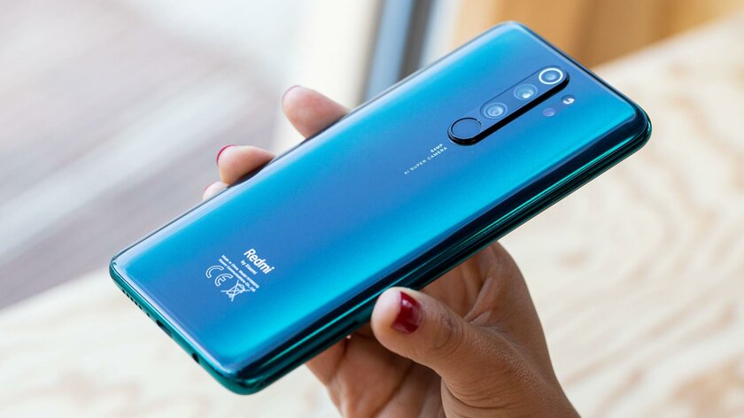 История серии Xiaomi Redmi: от смелого эксперимента до народного бестселлера