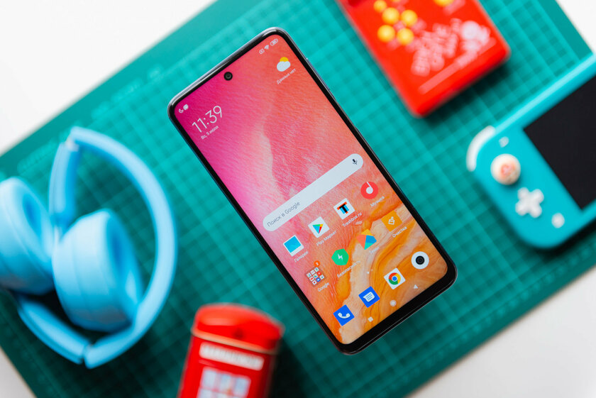 История серии Xiaomi Redmi: от смелого эксперимента до народного бестселлера