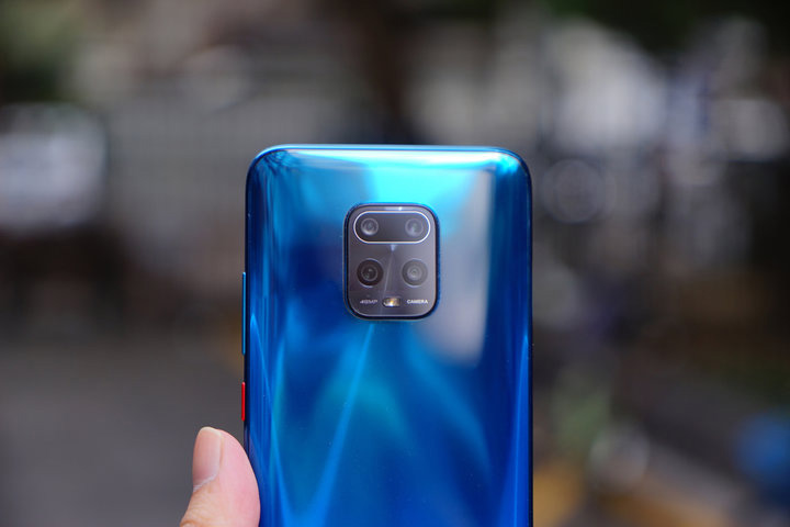 История серии Xiaomi Redmi: от смелого эксперимента до народного бестселлера